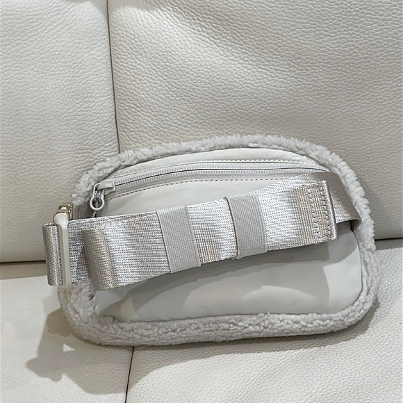 north face backpack tnf white metallic melange/mid grey The North Face | Bags | The North Face Borealis Backpack White Gray